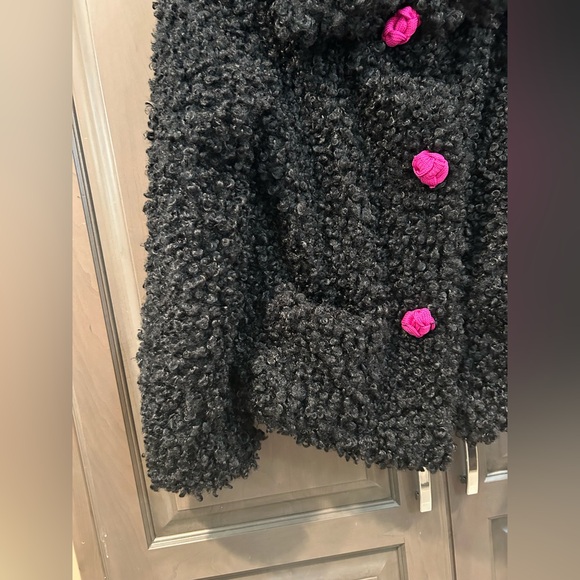 Gretchen Scott Curly Faux Lambswool Jacket in Black and Pink, Size S - Picture 3 of 8